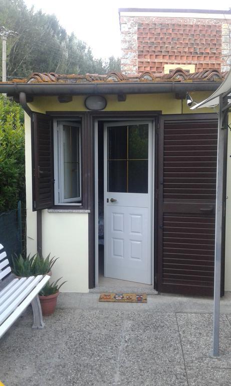 Da Lilly Apartment Лука Екстериор снимка